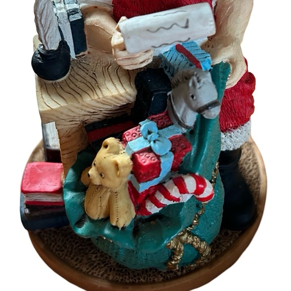 Vintage 1993 Santa Claus Saint Nicholas Christmas List Statue - Picture 3 of 11